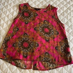 Jack BB Dakota Vented Back Satin Tank